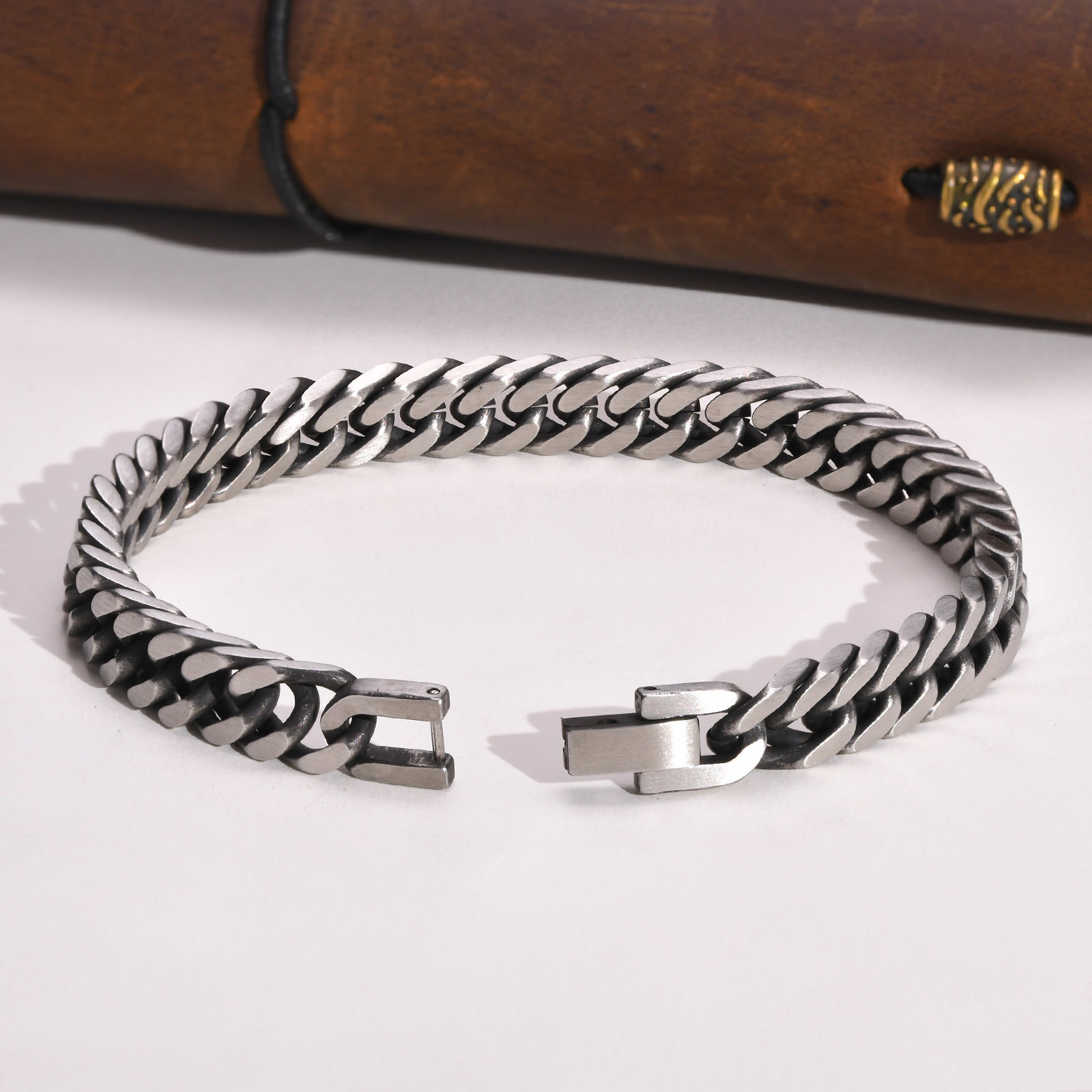 Vnox Chunky Retro Cuban Chain  - Ceramic Link Bracelet recension och pris